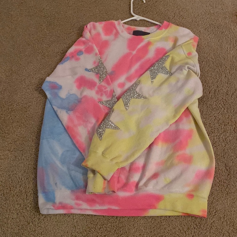 COPY - Neon, tie-dye hoodie with star patches